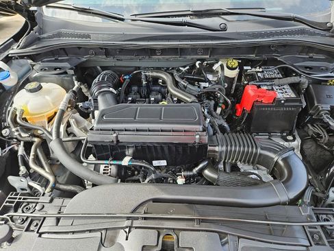 Used 2025 Ford Escape ST-Line image 23