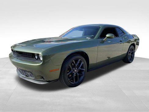 Used 2020 Dodge Challenger SXT w/ Blacktop Package image 5