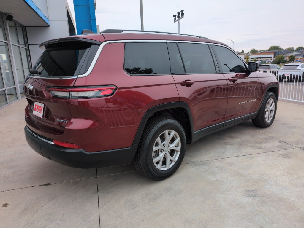 Used 2022 Jeep Grand Cherokee L Limited w/ Trailer Tow Group (B) AWD/4WD image 5