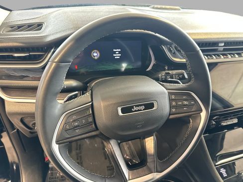 Used 2023 Jeep Grand Cherokee 4WD 4xe image 29