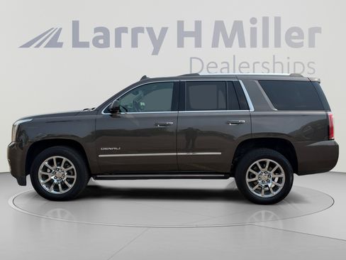 Used 2019 GMC Yukon Denali AWD/4WD image 3