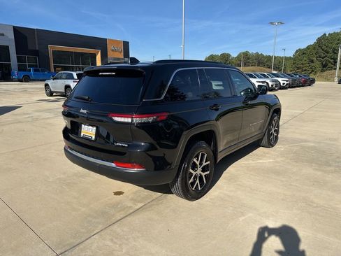 New 2025 Jeep Grand Cherokee Limited image 7