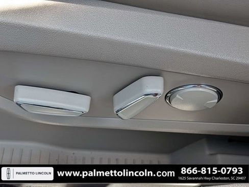 Used 2021 Lincoln Nautilus Reserve FWD image 20