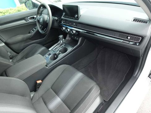Used 2023 Honda Civic LX image 28