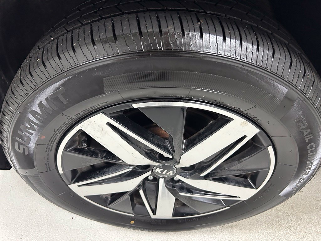Used 2021 Kia Sorento EX AWD/4WD image 9