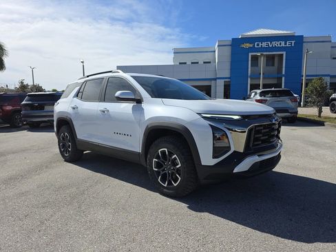 New 2026 Chevrolet Equinox ACTIV image 2