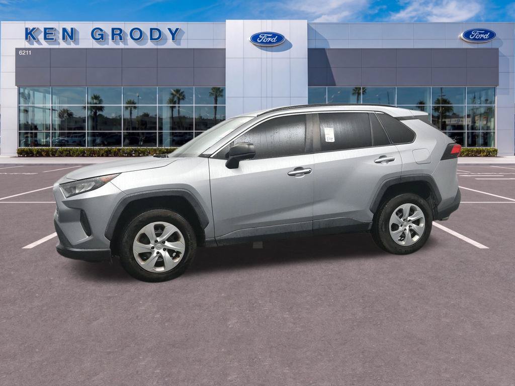 Used 2021 Toyota RAV4 LE w/ Carpet Mat Package (TMS) FWD image 9