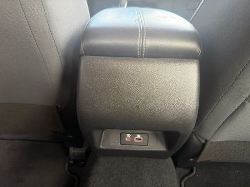 Used 2024 Nissan Altima 2.5 SV FWD image 27