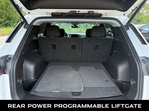 Used 2022 Chevrolet Blazer LT image 15