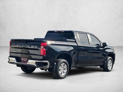 Certified 2024 Chevrolet Silverado 1500 LT AWD/4WD image 8