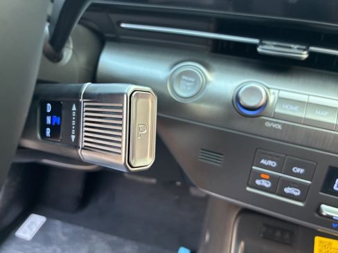 New 2026 Hyundai Kona Limited image 28