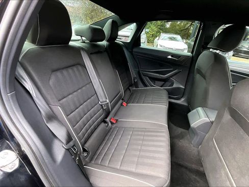 Used 2023 Volkswagen Jetta Sport image 19