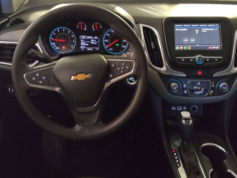Used 2019 Chevrolet Equinox LS image 22