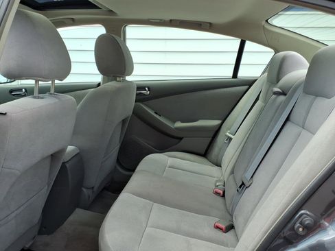 Used 2009 Nissan Altima 2.5 S w/ Convenience Plus Pkg FWD image 8