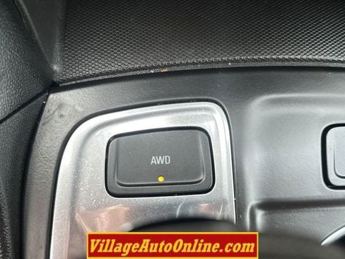 Used 2022 Chevrolet Equinox LT w/ Driver Convenience Package AWD/4WD image 24