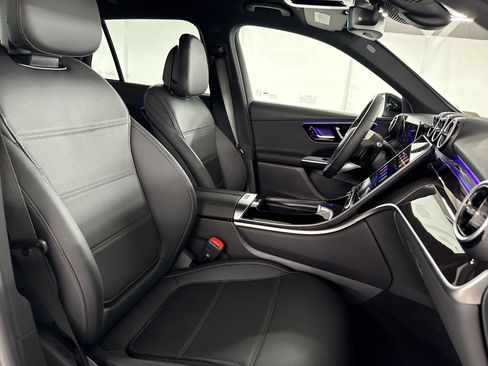 Certified 2026 Mercedes-Benz GLC 300 image 31