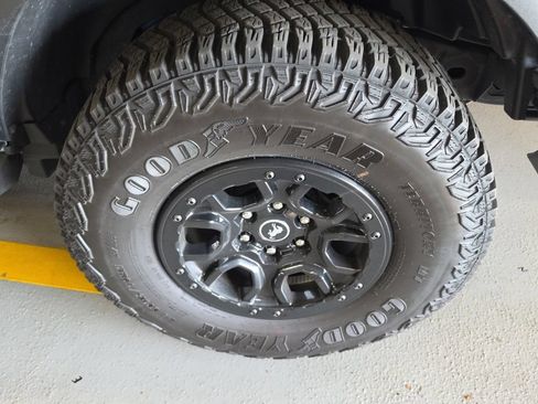 Used 2024 Ford Bronco Wildtrak AWD/4WD image 6