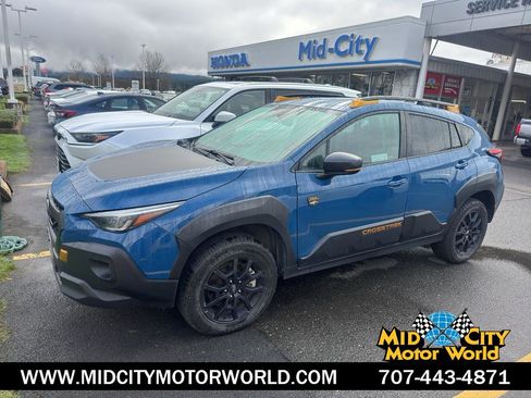 Used 2024 Subaru Crosstrek 2.5i Wilderness w/ Crosstrek Mirror Package image 1