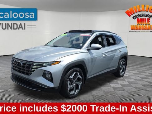 Used 2023 Hyundai Tucson Limited FWD image 3