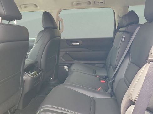 New 2026 Nissan Armada SV image 12