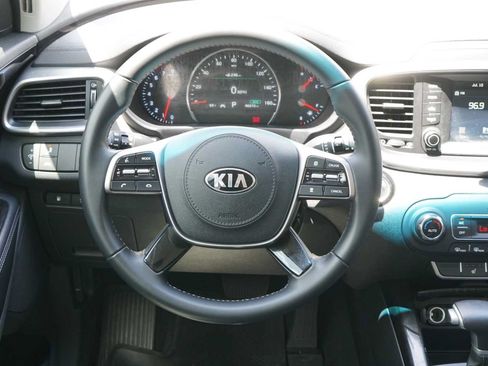 Used 2020 Kia Sorento EX FWD image 23