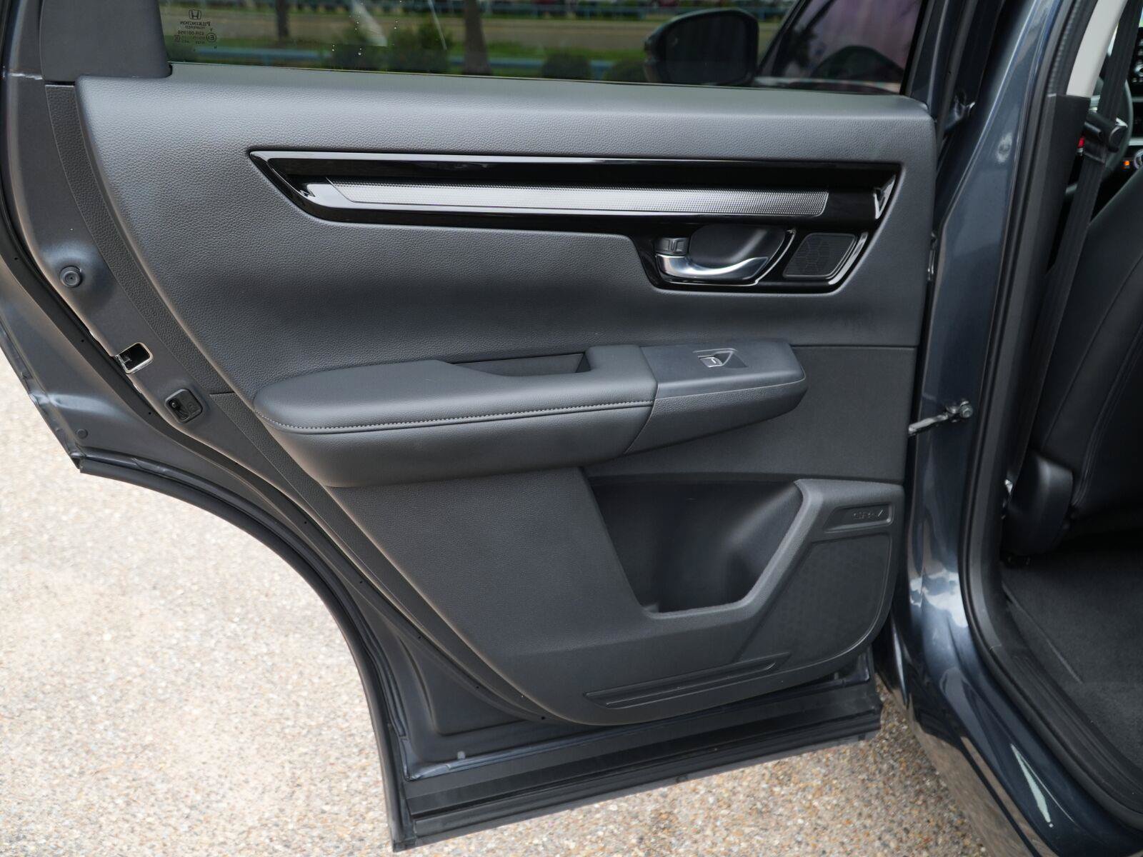 Used 2025 Honda CR-V EX-L image 19