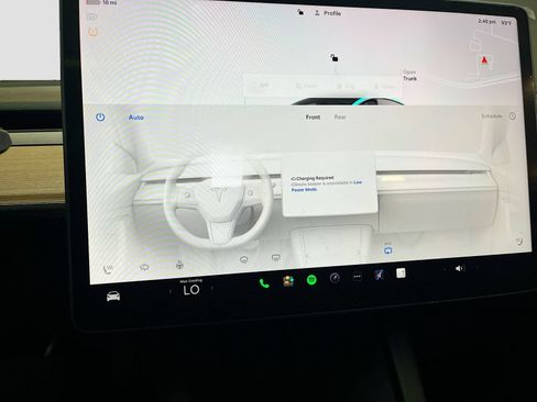 Used 2023 Tesla Model 3 Standard Range RWD image 15