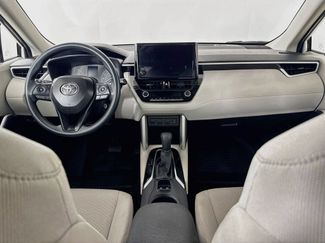 Certified 2025 Toyota Corolla Cross L AWD/4WD video 3