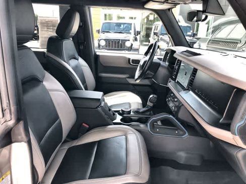 Used 2022 Ford Bronco Wildtrak AWD/4WD image 18