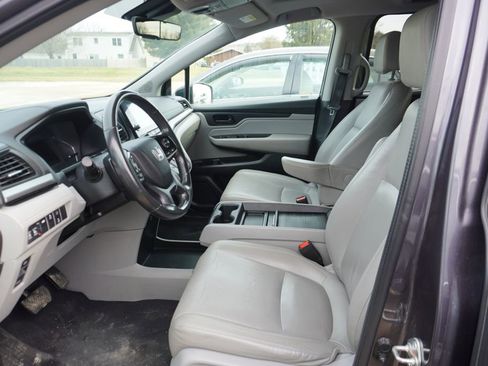 Used 2018 Honda Odyssey EX-L image 2