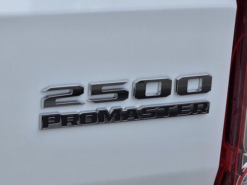 Used 2025 RAM ProMaster 2500 w/ Convenience Group FWD image 5