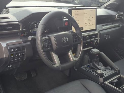 Used 2024 Toyota Tacoma TRD Off-Road image 12