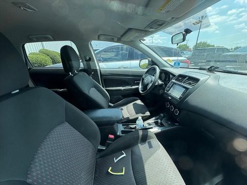 Used 2018 Mitsubishi Outlander Sport ES AWD/4WD image 3