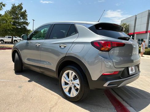Used 2025 Buick Encore GX Preferred FWD image 8