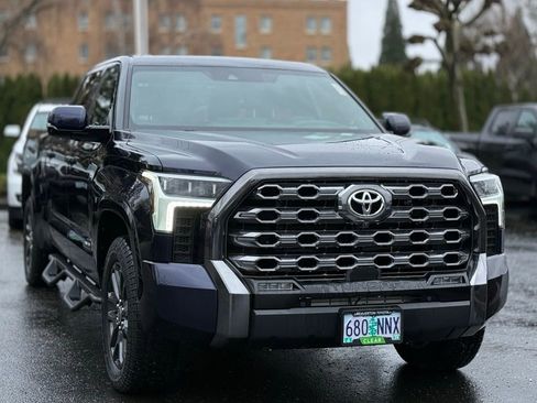 Used 2023 Toyota Tundra Platinum image 7