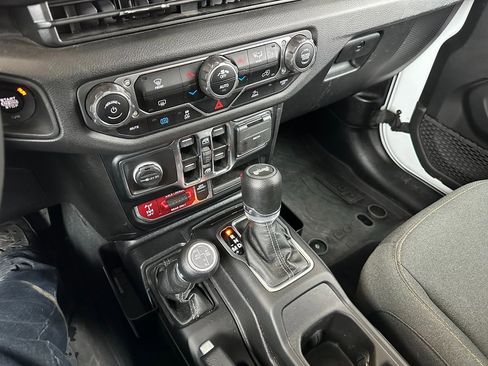 Used 2024 Jeep Wrangler Willys 4xe image 7