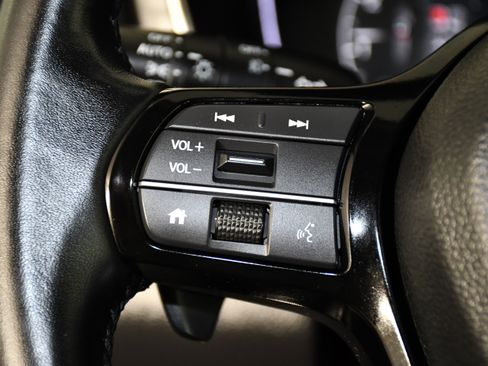 Certified 2025 Honda Pilot EX-L image 20