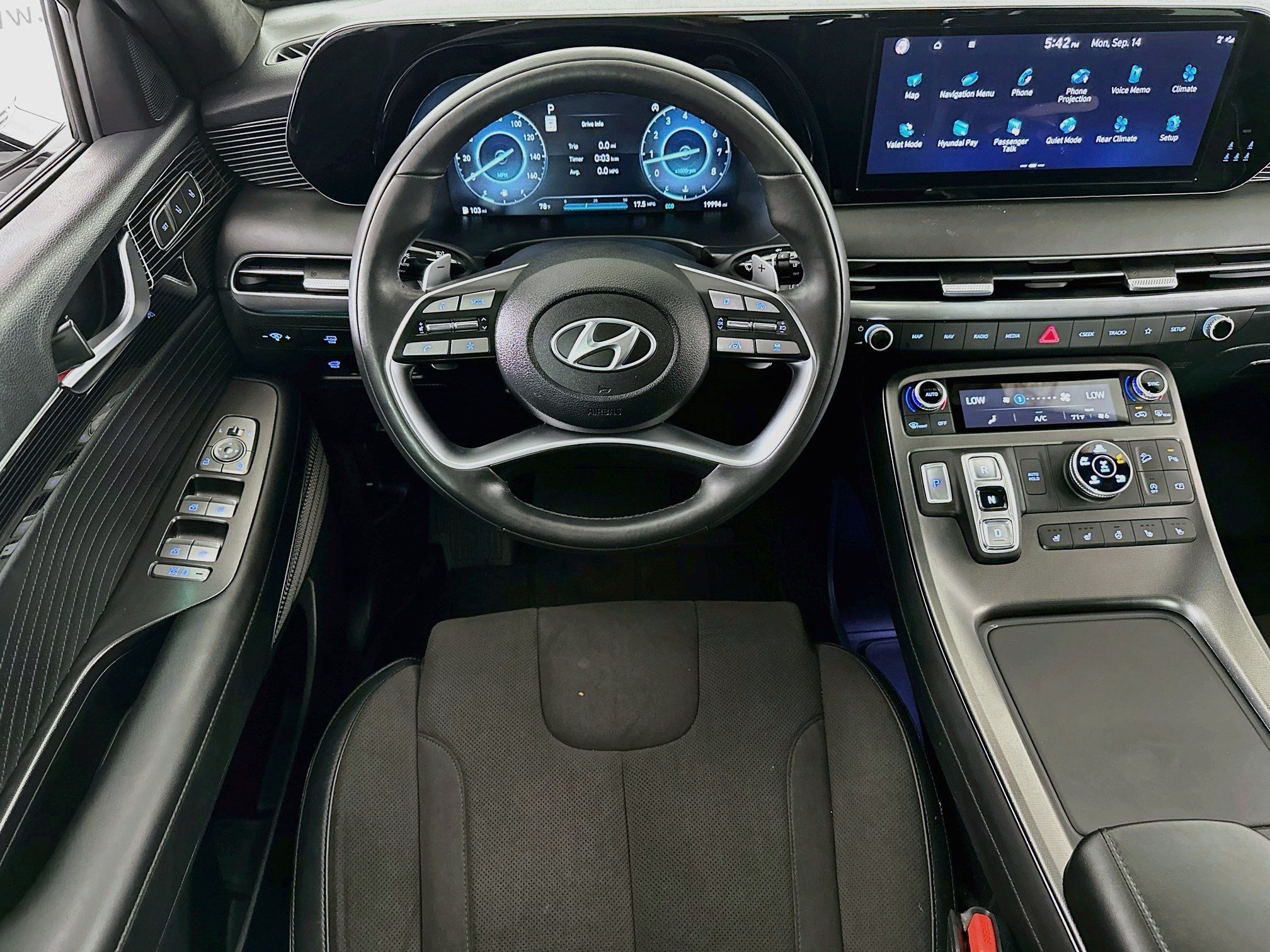Used 2025 Hyundai Palisade Calligraphy AWD/4WD image 21