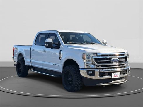 Used 2020 Ford F250 Lariat w/ Lariat Value Package image 4