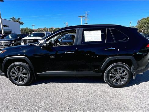 Used 2025 Toyota RAV4 Limited w/ Advanced Technology Package image 8