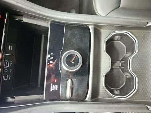 Used 2024 Jeep Grand Cherokee L Limited image 20