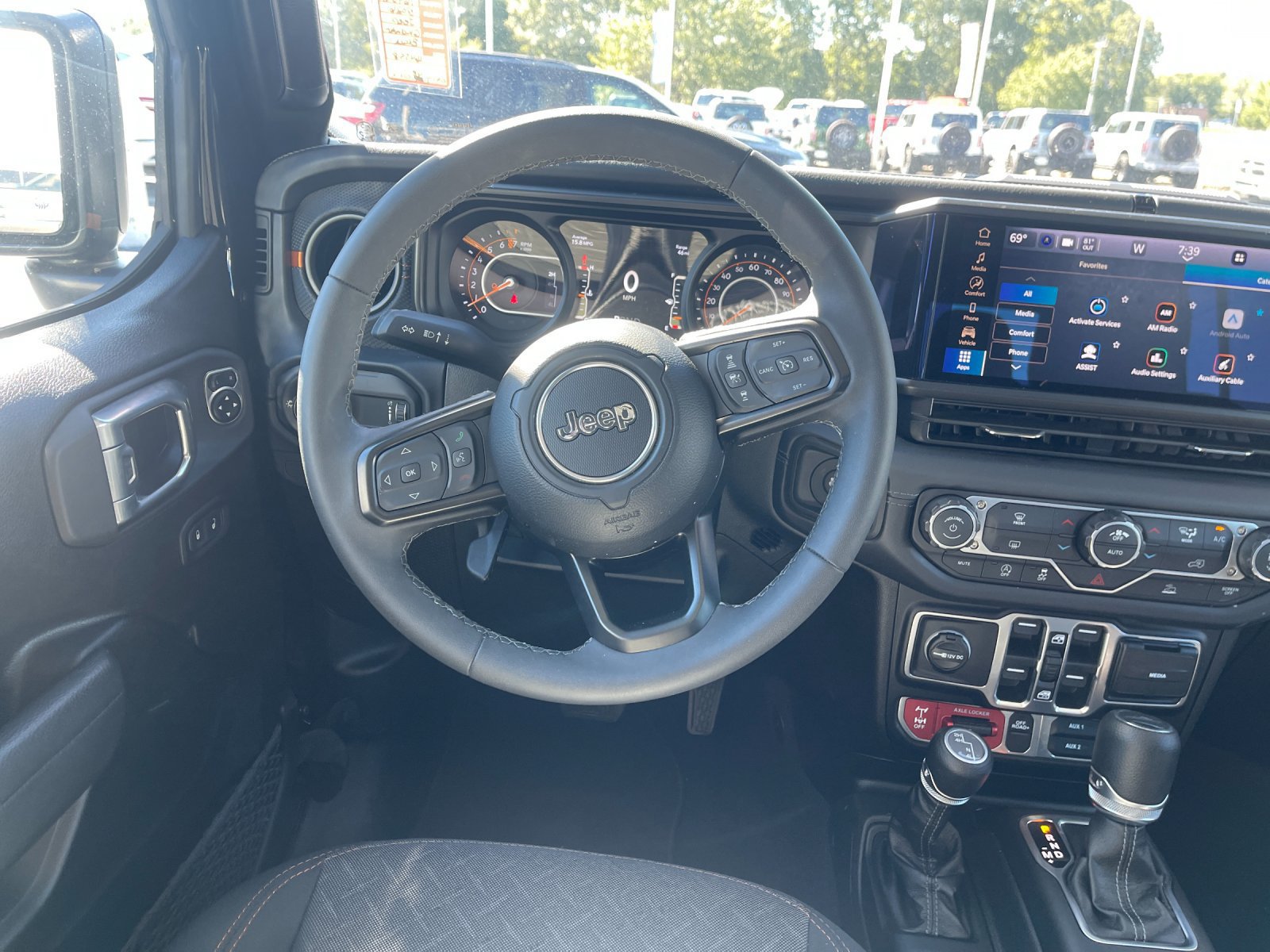 Used 2026 Jeep Gladiator Mojave AWD/4WD image 16