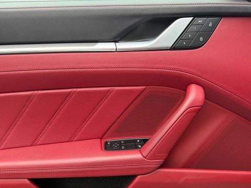 Certified 2022 Porsche 911 Turbo S AWD/4WD image 25