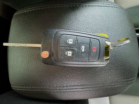 Used 2012 Chevrolet Cruze LS w/ Connectivity Package FWD image 35