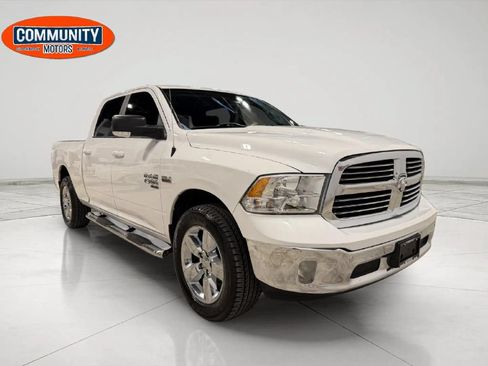 Used 2019 RAM 1500 Big Horn AWD/4WD image 11