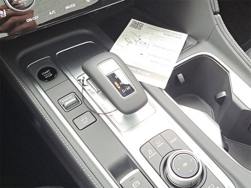 Used 2026 INFINITI QX60 Luxe w/ Cargo Package image 11