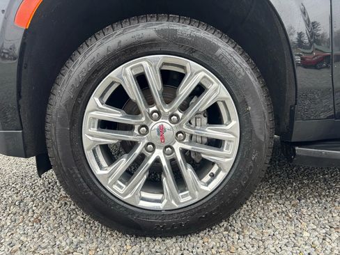 Used 2023 GMC Yukon SLT image 12