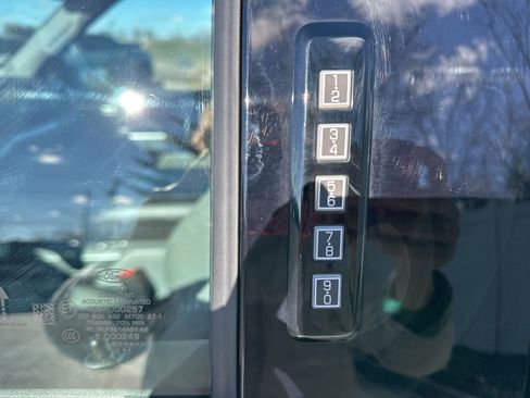 Used 2023 Ford F150 XLT w/ Equipment Group 302A High image 17