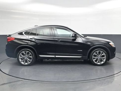 Used 2017 BMW X4 xDrive28i AWD/4WD image 3