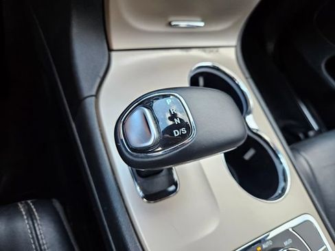 Used 2014 Jeep Grand Cherokee Limited AWD/4WD image 27